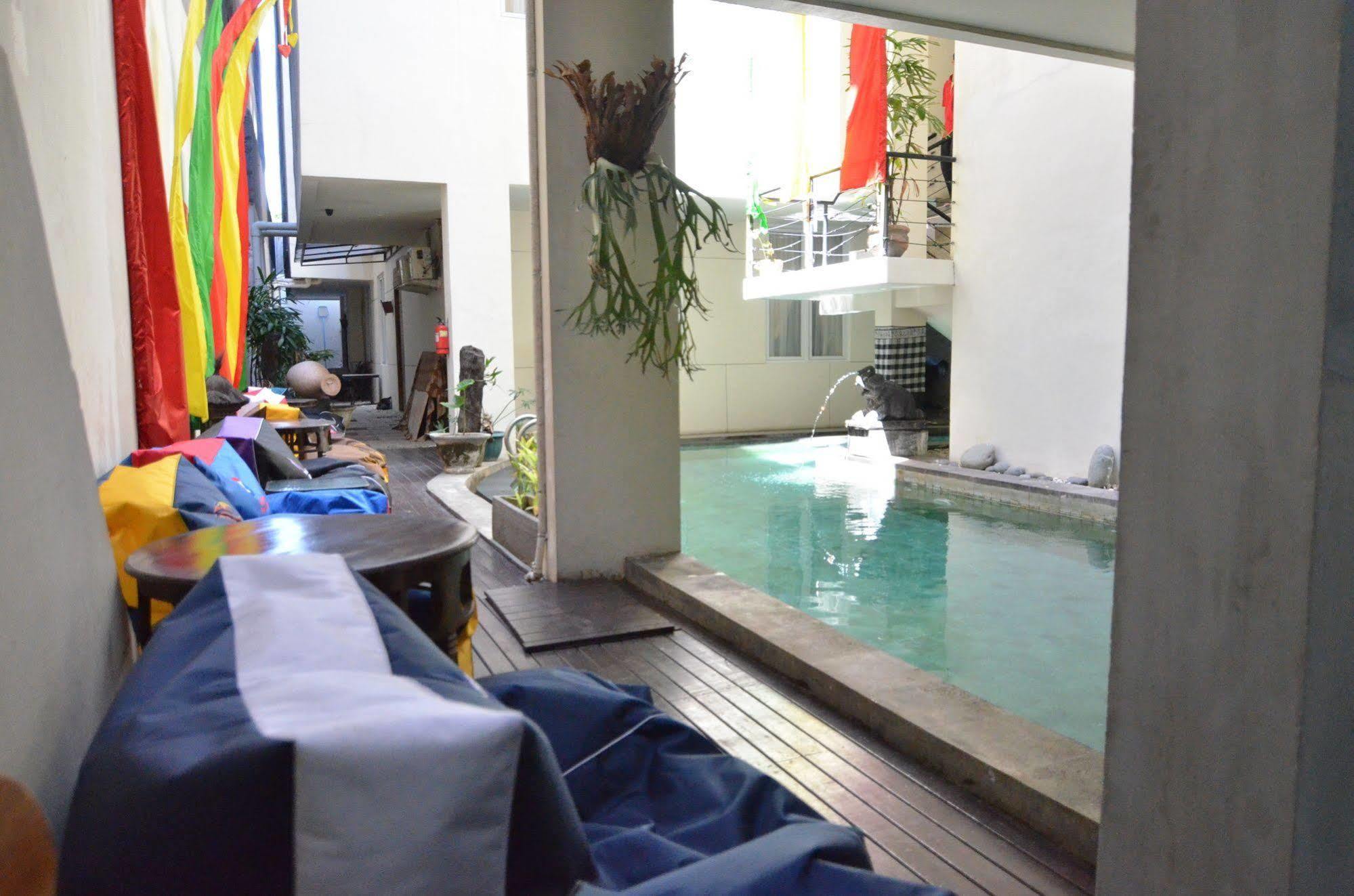 Jocs Boutique Hotel Легиан Экстерьер фото