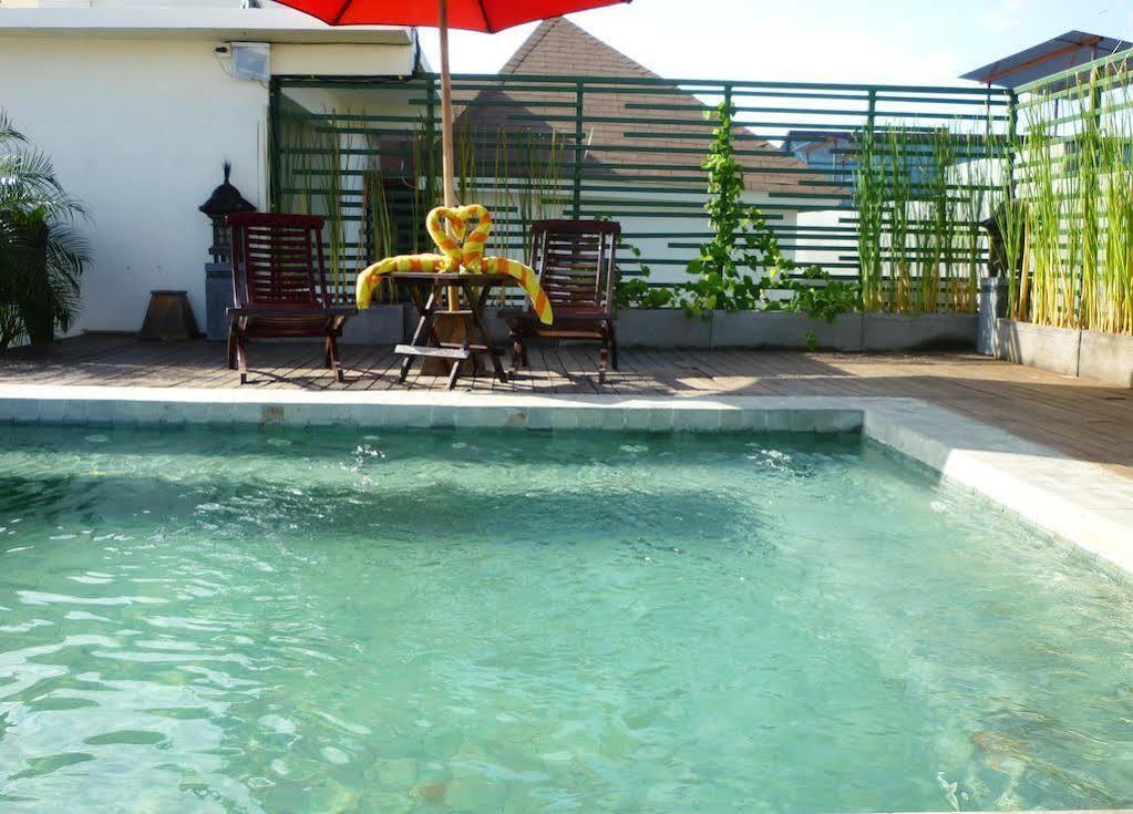 Jocs Boutique Hotel Легиан Экстерьер фото